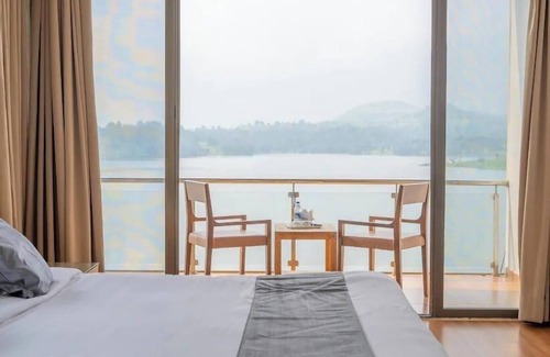 Igatpuri Resort | Shvas Island Resort
