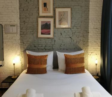 Sint-Andries Apartment | SHWAY - The Light Blue Parrot