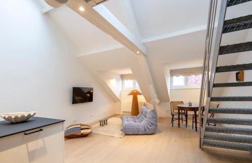 De Kaaien Apartment | SHWAY - The Seaman's Sight