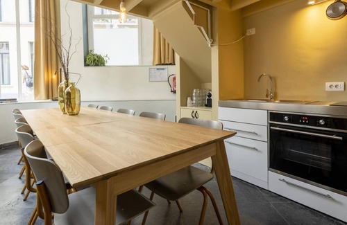 Antwerp House | SHWAY60 Family House