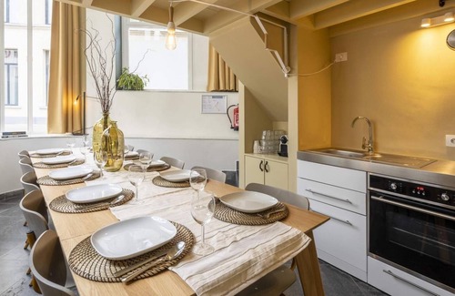 Antwerp House | SHWAY60 Family House