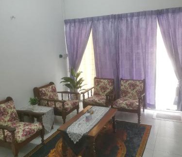 Bentong House | Siantan Homestay