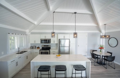 Dickenson Bay Hotel | Siboney Beach Club