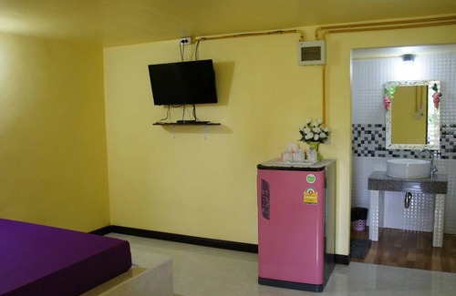 Ko Sichang Hotel | Sichangjowka Resort