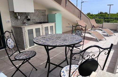 Avola Apartment | Sicilian Garden