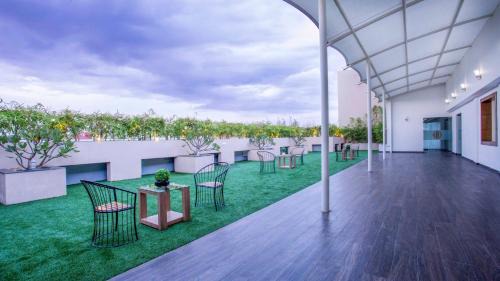 Kaloor Hotel | Sidra Pristine Hotel and Portico Halls