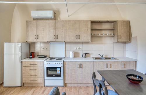 Armolia Apartment | Sierokalas House