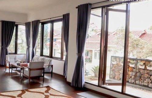 Cipanas Villa | Sierra by Semusim Villa