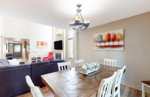 The Blue Mountains House | Sierra Lane 105