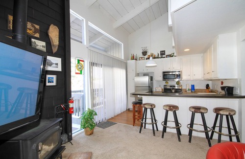 Mammoth Lakes Condo | Sierra Park Villas #89