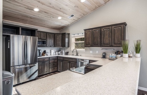 Alto House | Sierra Sky- 4 king bedrooms, amazing views