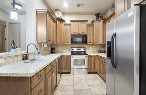 St. George Condo | Sierra Sky | Patio w/fireplace