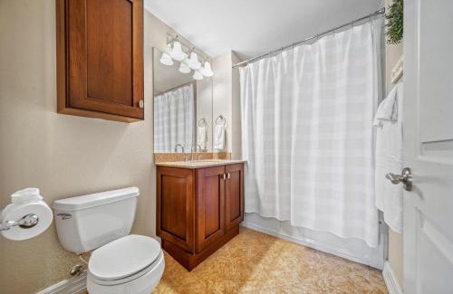 Siesta Key Village House | Siesta Breeze Retreat - 300