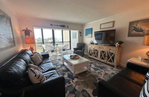 Siesta Key Apartment | Siesta Dunes 5-209 by Siesta Dunes