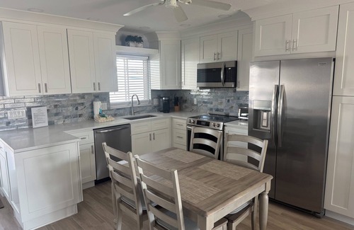 Siesta Key Condo | Siesta Key Gulf Side - #84 - Private Tranquil Condo - Jamaica Royale - Remodeled