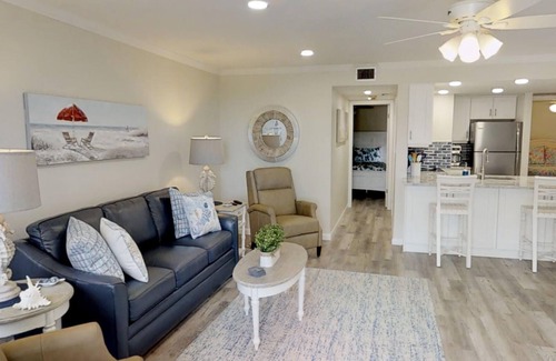 Siesta Key Condo | Siesta Key - Midnight Cove #211