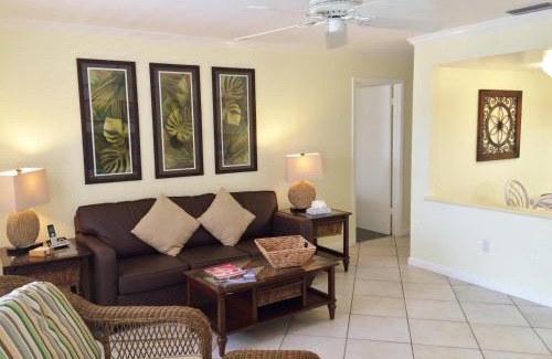 Siesta Key Apartment | Siesta Palms By the Beach