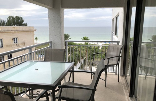 Siesta Key Condo | Siesta Sands 2 BR Beach Views