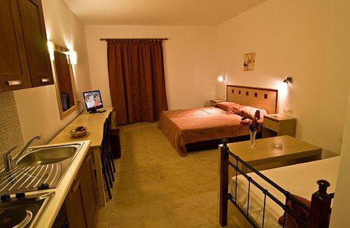 Pefkos Apartment | Sifis Studios Pefkos
