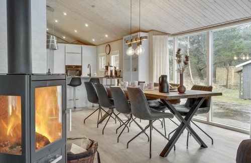 Torup Strand House | "Sighbiorn" - 950m from the sea by Interhome