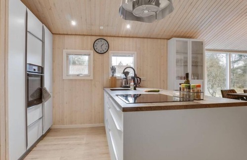 Torup Strand House | "Sighbiorn" - 950m from the sea by Interhome