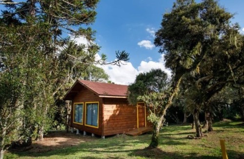 Urubici Cabin | Signal Cabin: bathtub and incredible view from the bed!