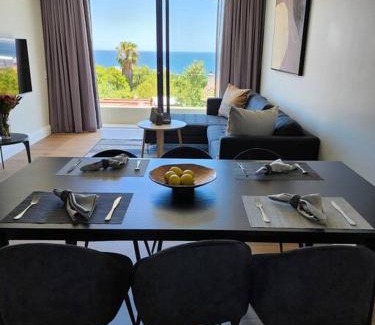 Sea Point Apartment | Signal Hill Sanctuary