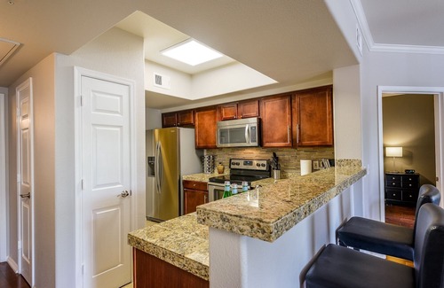 North Scottsdale Condo | Signature 2 Bedroom Condo by RedAwning
