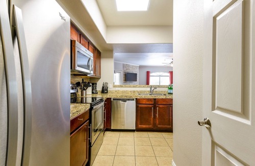 North Scottsdale Condo | Signature 2 Bedroom Condo by RedAwning