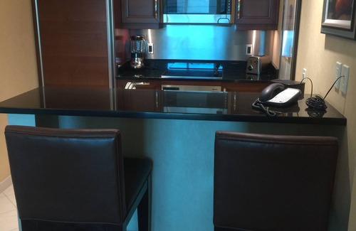 Las Vegas Condo | Signature at MGM 1BR balcony suite, tower 1.