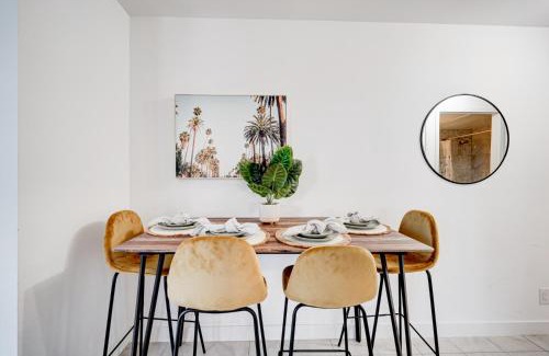 Toronto Entertainment District Apartment | Signature Residence