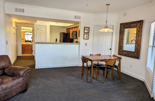 North Scottsdale Condo | Signature Scottsdale - Clean 2 Bed 2 Bath Condo with Resort-style Amenities!