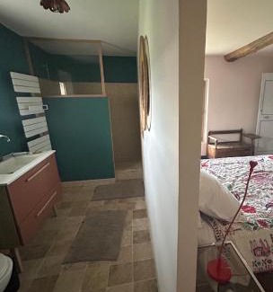Mormoiron Bed & Breakfast | Silence et Reconnexion