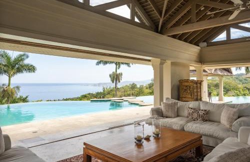 Montego Bay Villa | Silent Waters Villa