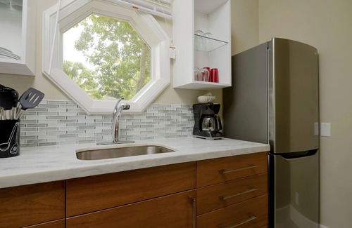 Nassau Apartment | Silk Cotton Studio 4