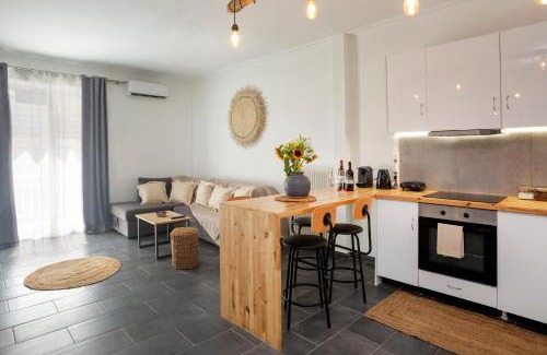 Kerameikos Apartment | Silk Mill Metaxourgeio, Athens Centre