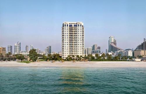 Beach & Coast Apartment | Silk Valley - 3B Beachfront | Private Beach Access