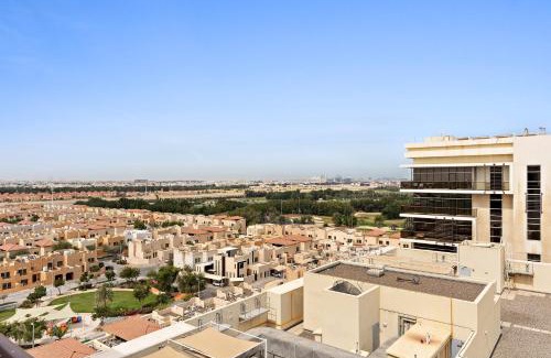Khalifa City Apartment | Silkhaus Contemporary 1 BDR Next to Golf Course