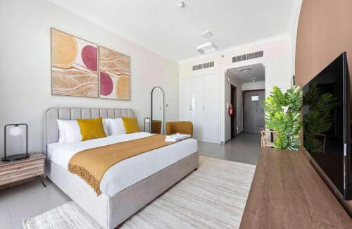 Al Barsha Apartment | Silkhaus exquisite studio in Art Gardens with gym access