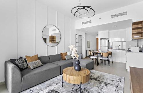 Trade Center Apartment | Silkhaus lavish 1BDR in new tower with pool & gym access