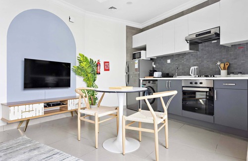 Al Barsha Apartment | Silkhaus Luxurious Studio | Art Gardens in Arjan