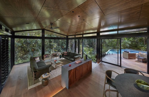 Finlayvale Cabin | Silky Oaks Lodge