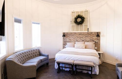 La Verkin House | Silo Suite 3 - Near Zion National Park