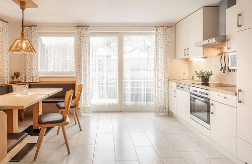 San Giovanni Apartment | Silva Alpenblick Apartments with Mountain View, Wi-Fi, Garden and Terrace