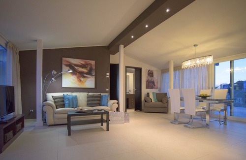 Mazzaro Apartment | "SILVANA"TAORMINA SEA APARTMENT - 100 MT FROM THE BEACH - BEAUTIFULLY FURNISHED