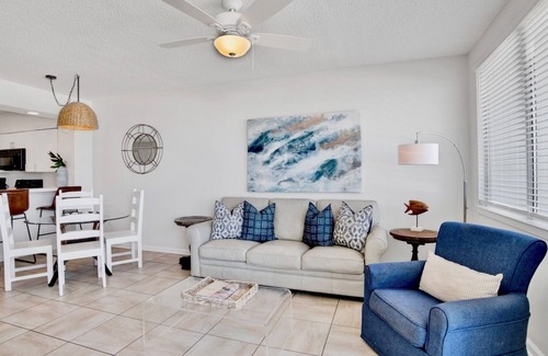 Orange Beach Condo | Silver Beach 404 | OBA Beach front condo! Pet Friendly!