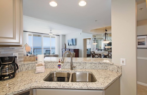 Destin Condo | Silver Beach Towers 902-E - Sleeps 6