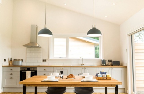 Gatehouse-of-Fleet Cottage | Silver Birch - a lodge that sleeps 4 guests in 2 bedrooms