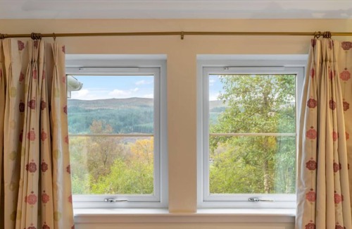Glen Urquhart House | Silver Birch by Interhome