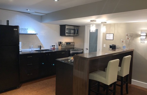 Cambridge Apartment | Silver Birch Suite - Professionally designed Guest Suite